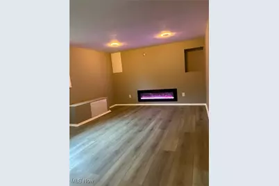 1054 Karen Drive, Akron, OH 44313 - Photo 14