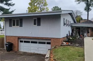 608 Kerr Ave, Cadiz, OH 43907 - Photo 2
