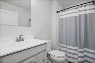 122 Eagle Cir, Amherst, OH 44001 - Photo 20