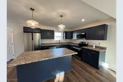 324 S 15th Street, Sebring, OH 44672 - Photo 10