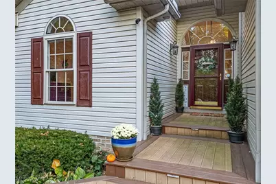 3917 Cayugas Drive, Akron, OH 44319 - Photo 2