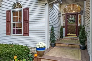 3917 Cayugas Dr, Akron, OH 44319 - Photo 2