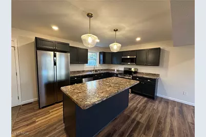 215 Upland Avenue, Youngstown, OH 44504 - Photo 10