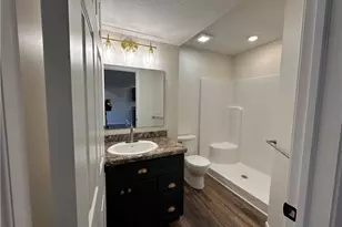 215 Upland Ave, Youngstown, OH 44504 - Photo 12