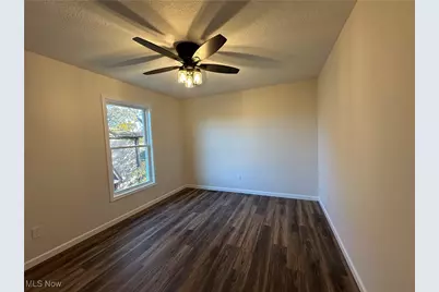 215 Upland Avenue, Youngstown, OH 44504 - Photo 16