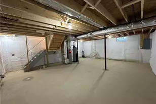 215 Upland Ave, Youngstown, OH 44504 - Photo 22