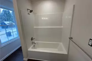 753 Mineral Springs Ave, Youngstown, OH 44511 - Photo 16