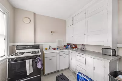 5217 Broadway Avenue, Loveland, OH 44127 - Photo 18