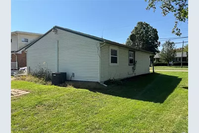 212 Lennox Avenue NW, Massillon, OH 44646 - Photo 18