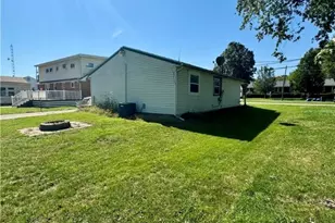 212 Lennox Ave NW, Massillon, OH 44646 - Photo 16