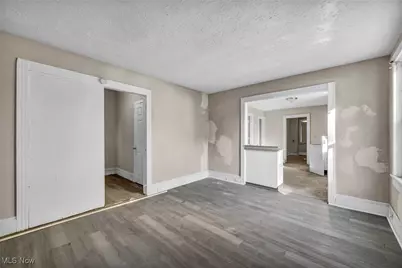 7408 Wentworth Avenue, Loveland, OH 44102 - Photo 8