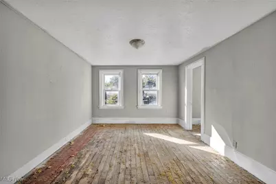 7408 Wentworth Avenue, Loveland, OH 44102 - Photo 12