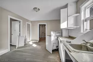 7408 Wentworth Ave, Loveland, OH 44102 - Photo 6