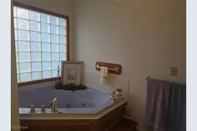 1272 Portage Line Road, Akron, OH 44312 - Photo 14