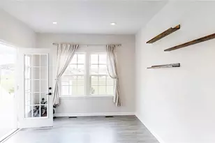 1240 Fountain View St NE, Canton, OH 44721 - Photo 8