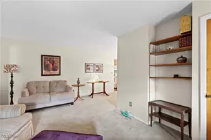 308 Whitely St, Bridgeport, OH 43912 - Photo 8