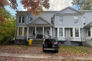 427 Harbor St, Conneaut, OH 44030 - Photo 2