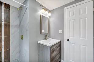 1552 E 254th St, Euclid, OH 44117 - Photo 26