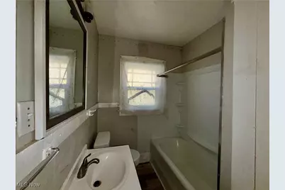802 W Laclede Avenue, Youngstown, OH 44511 - Photo 6