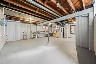 2209 25th St SW, Akron, OH 44314 - Photo 36