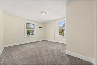 2209 25th Street SW, Akron, OH 44314 - Photo 26