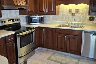 128 Leech St, Weirton, WV 26062 - Photo 8