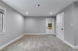 4698 Manchester Rd, New Franklin, OH 44319 - Photo 38