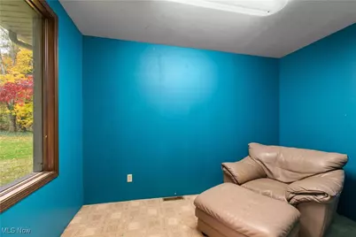 4698 Manchester Road, New Franklin, OH 44319 - Photo 22