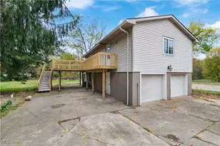 4698 Manchester Rd, New Franklin, OH 44319 - Photo 2