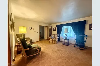 3348 Darbyshire Drive, Canfield, OH 44406 - Photo 6