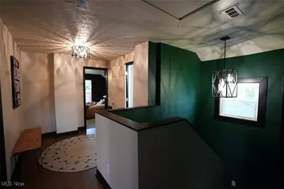 2801 W Royalton Road, Grandview Heights, OH 44147 - Photo 30