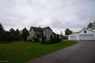 2801 W Royalton Rd, Grandview Heights, OH 44147 - Photo 4