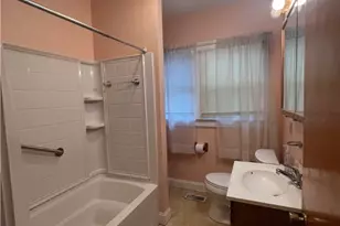 1855 W 17th Street SW, Akron, OH 44314 - Photo 14