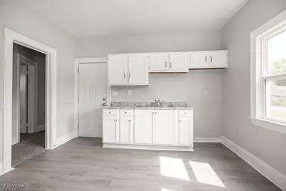 9215 Yale Avenue, Loveland, OH 44108 - Photo 6