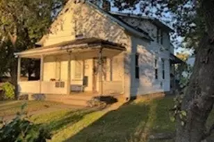 3133 W 73rd St, Loveland, OH 44102 - Photo 2