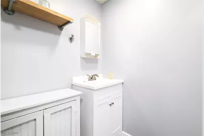 20413 Terrace Drive E, Wellsville, OH 43968 - Photo 18