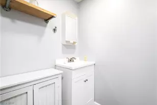 20413 Terrace Dr E, Wellsville, OH 43968 - Photo 18