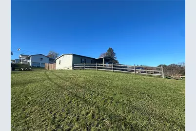 20413 Terrace Drive E, Wellsville, OH 43968 - Photo 4