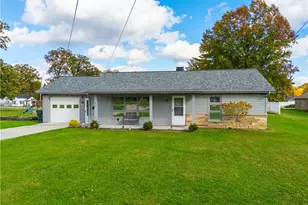 159 N Canfield Niles Rd, Youngstown, OH 44515 - Photo 2