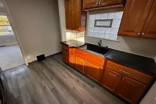 4955 E 141st St, Garfield Heights, OH 44125 - Photo 8