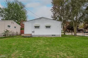 860 Sutherland Ave, Akron, OH 44314 - Photo 30