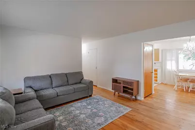 860 Sutherland Avenue, Akron, OH 44314 - Photo 10