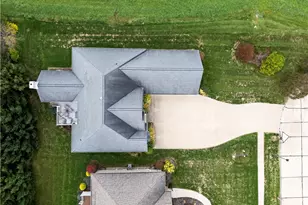 704 Homestead Pointe Dr, Orrville, OH 44667 - Photo 4