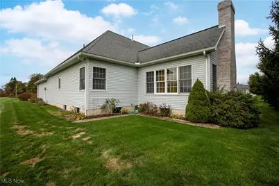 704 Homestead Pointe Drive, Orrville, OH 44667 - Photo 8