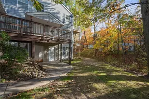 1110 Stoney Run Trail, Grandview Heights, OH 44147 - Photo 2