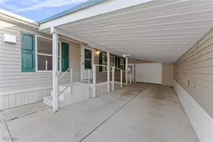 1005 Overlook Dr SW, Canton, OH 44706 - Photo 4