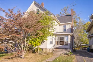 1929 E 31st St, Lorain, OH 44055 - Photo 2