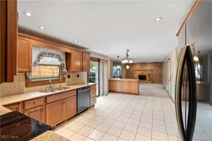 8835 Blitzen Rd NW, North Canton, OH 44720 - Photo 16