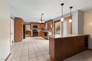 8835 Blitzen Rd NW, North Canton, OH 44720 - Photo 12