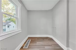 4512 Oak Park Ave, Loveland, OH 44109 - Photo 12